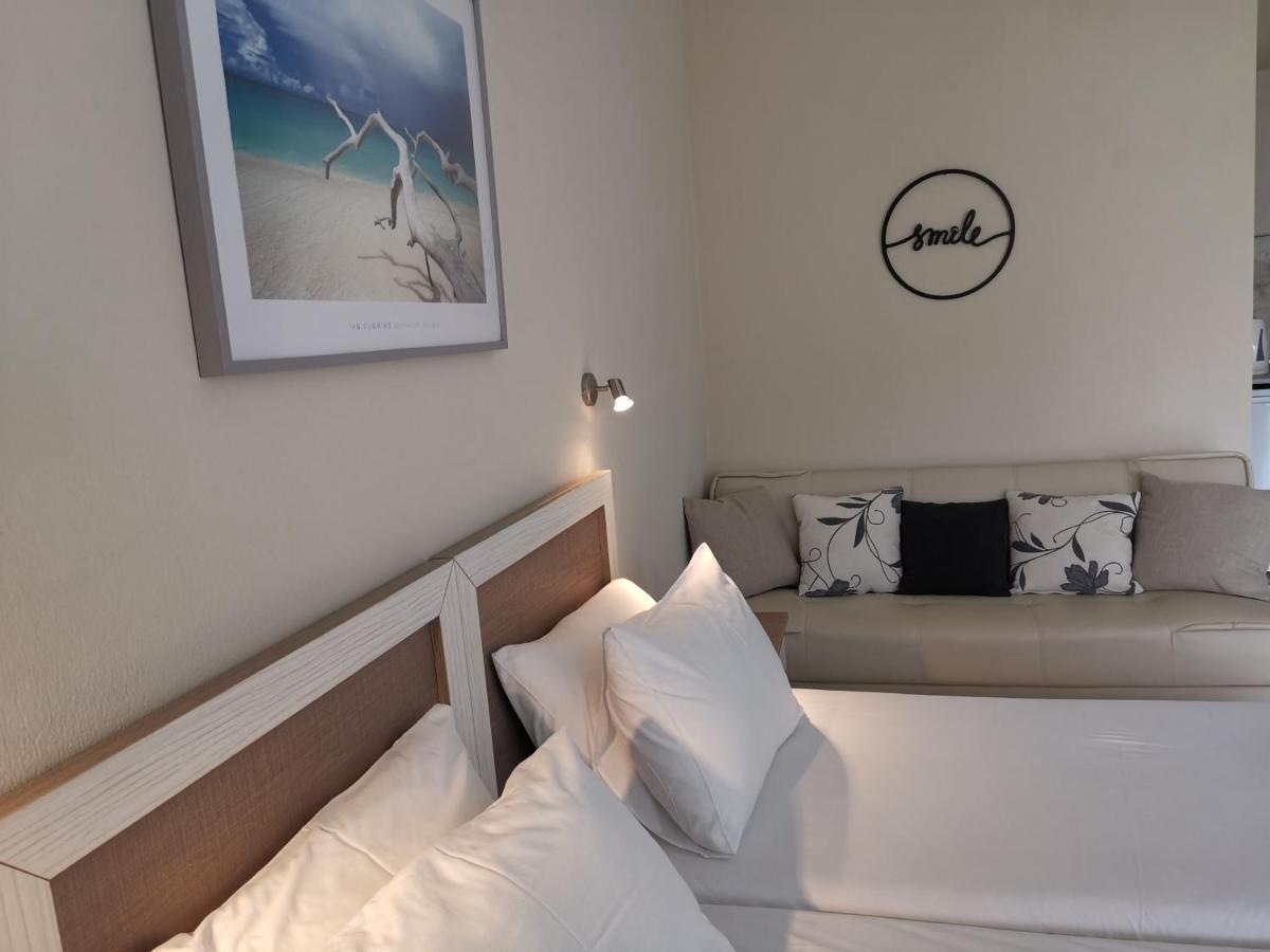 Deniastella Villas Apartment *